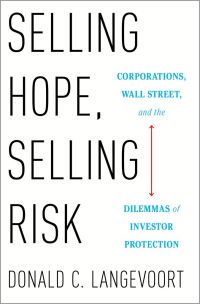 Cover image: Selling Hope, Selling Risk 9780190225667