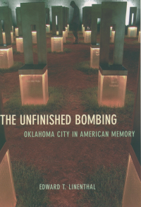 Titelbild: The Unfinished Bombing 9780195161076