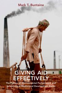 Omslagafbeelding: Giving Aid Effectively 1st edition 9780190928018