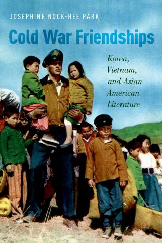 Imagen de portada: Cold War Friendships 9780190257675