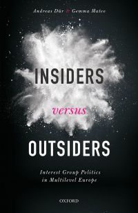 صورة الغلاف: Insiders versus Outsiders 9780191088490