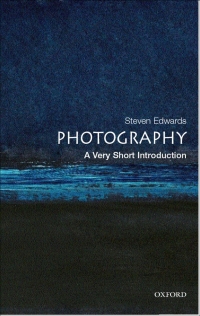 Omslagafbeelding: Photography: A Very Short Introduction 9780192801647