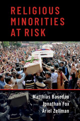 Omslagafbeelding: Religious Minorities at Risk 9780197693940