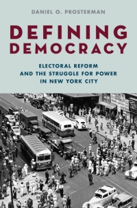 Imagen de portada: Defining Democracy 9780195377736