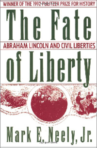 Cover image: The Fate of Liberty 9780195080322