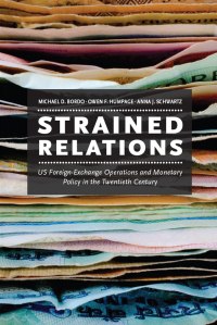 Omslagafbeelding: Strained Relations 1st edition 9780226051482