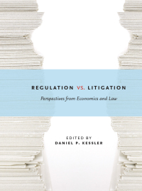 Cover image: Regulation versus Litigation 1st edition 9780226432205