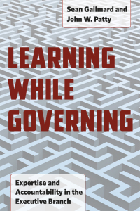 Cover image: Learning While Governing 1st edition 9780226924403