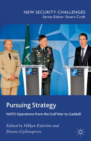 Cover image: Pursuing Strategy 9780230292802