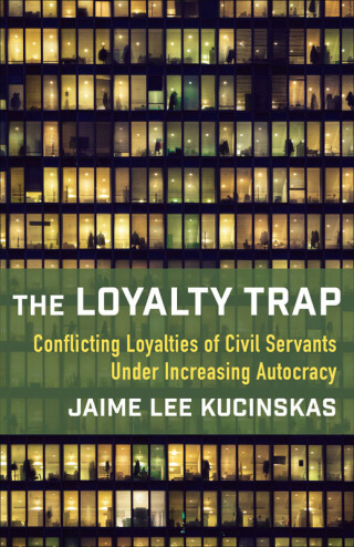 Imagen de portada: The Loyalty Trap 9780231208147