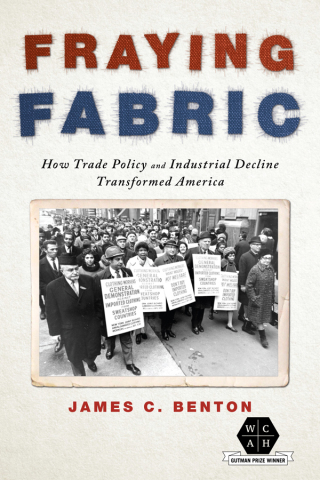 Cover image: Fraying Fabric 9780252086724