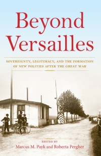 Cover image: Beyond Versailles 9780253040916