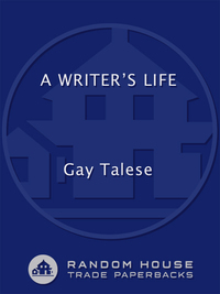 Cover image: A Writer's Life 9780812977288