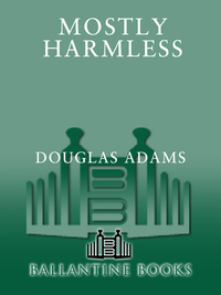 Cover image: Mostly Harmless 9780345418777
