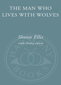 Cover image: The Man Who Lives with Wolves 9780307464538
