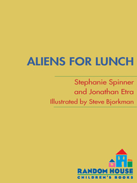 Cover image: Aliens for Lunch 9780679810568