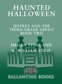 Cover image: Jeffrey and the Third-Grade Ghost: Haunted Halloween 9780449903278