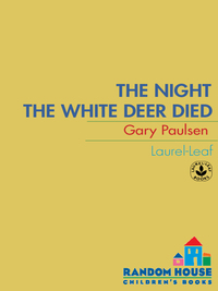 Cover image: The Night the White Deer Died 1st edition 9780440210924