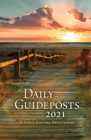 Cover image: Daily Guideposts 2021 9780310354727