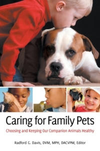 Immagine di copertina: Caring for Family Pets 1st edition