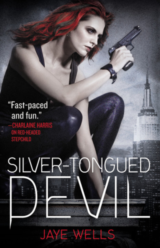 Cover image: Silver-Tongued Devil 9780316178433