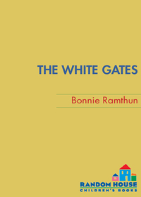 Cover image: The White Gates 9780375845543