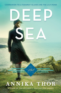 Cover image: Deep Sea 1st edition 9780385743853