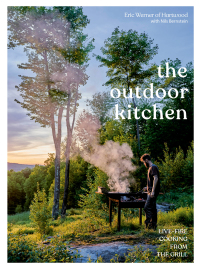 Cover image: The Outdoor Kitchen 9780399582370