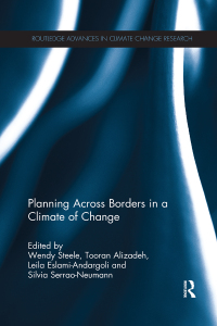 Imagen de portada: Planning Across Borders in a Climate of Change 1st edition 9780415704397