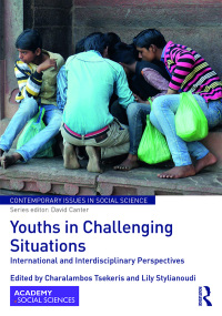 صورة الغلاف: Youths in Challenging Situations 1st edition 9780367587499