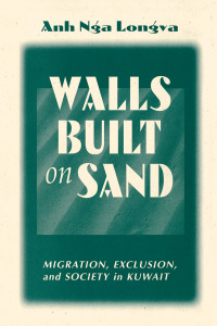 Omslagafbeelding: Walls Built On Sand 1st edition 9780813337852