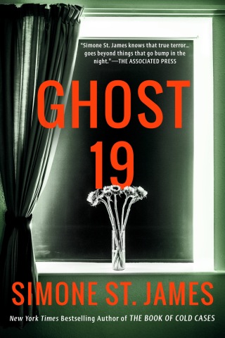 Cover image: Ghost 19 9780593632826