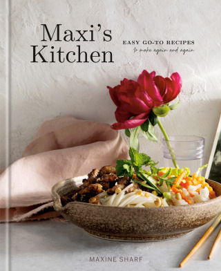 Cover image: Maxi's Kitchen 9780593800393