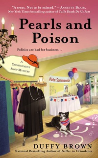 Cover image: Pearls and Poison 9780425252482