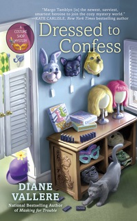 Cover image: Dressed to Confess 9780425278307