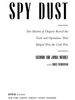 Cover image: Spy Dust 9780743428538