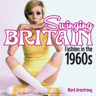 Imagen de portada: Swinging Britain 1st edition 9780747812487