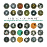Cover image: In Search of Stardust 9780760352649
