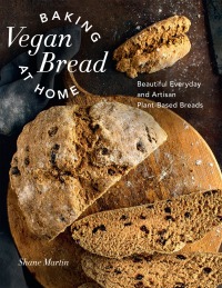 Omslagafbeelding: Baking Vegan Bread at Home 9780760386248