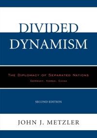 Imagen de portada: Divided Dynamism 2nd edition 9780761863465