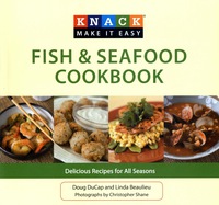 表紙画像: Knack Fish & Seafood Cookbook 9781599219165