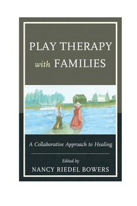 Titelbild: Play Therapy with Families 9780765708083