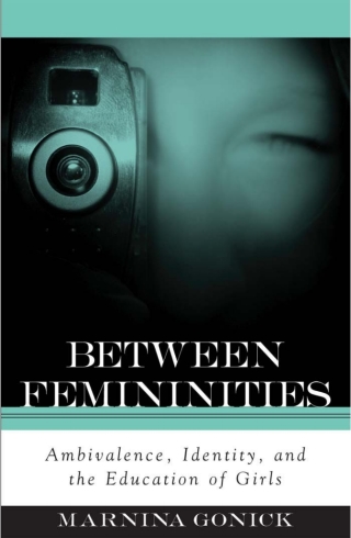Cover image: Between Femininities 9780791458303