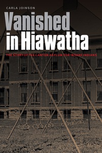 Cover image: Vanished in Hiawatha 9780803280984