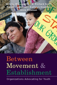 Cover image: Between Movement and Establishment 1st edition 9780804762113