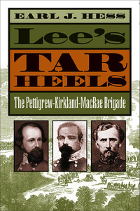 Omslagafbeelding: Lee's Tar Heels 1st edition 9781469627229