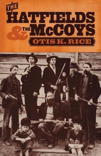 Imagen de portada: The Hatfields and the McCoys 9780813114590
