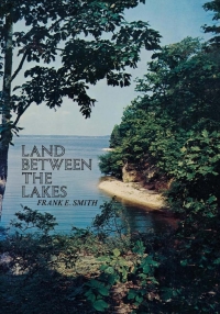 Immagine di copertina: Land Between the Lakes 9780813154763
