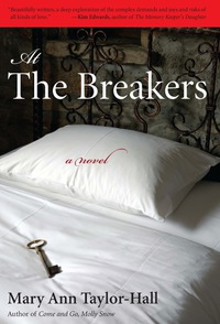 Cover image: At The Breakers 9780813125428