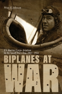 Imagen de portada: Biplanes at War 9780813177045